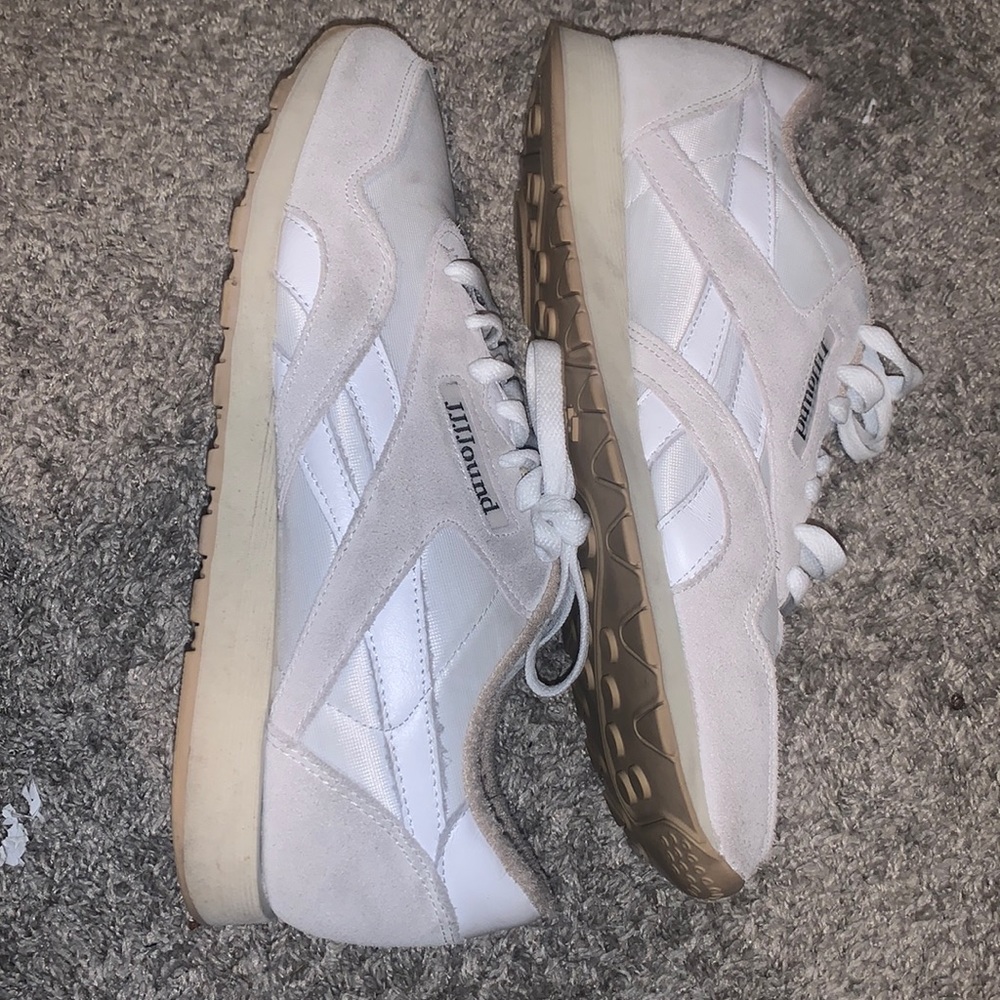 Jjjound Reebok nylon men’s size 10 comes with box and also extra crème laces